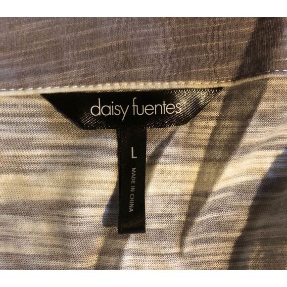 Daisy Fuentes Semi Sheer Button Down Shirt… - Picture 8 of 8